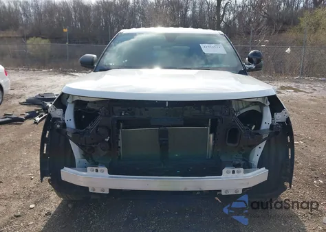 2022 Ford Police Interceptor z USA, uszkodzony, nr VIN 1FM5K8AB6NGB47531